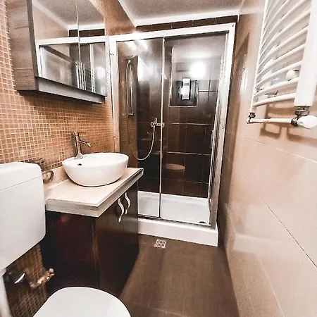 Ultimate Escape Floreasca Apt With Self Check In Bucharest