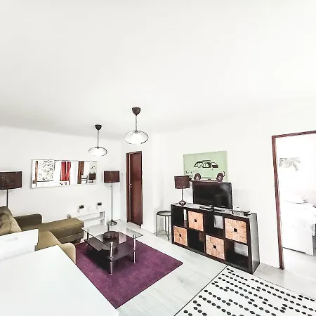 Ultimate Escape Floreasca Apt With Self Check In